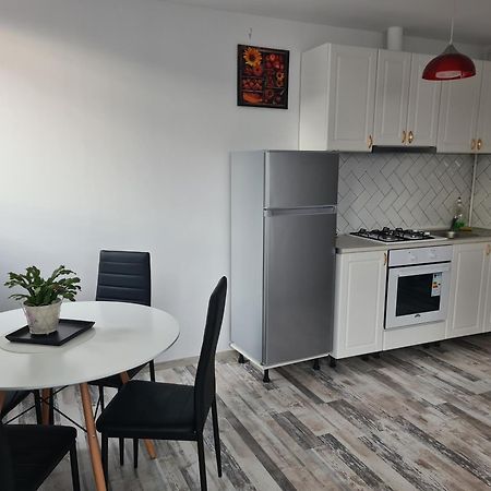 Luxury Apartments Mall Area Bacau Luaran gambar
