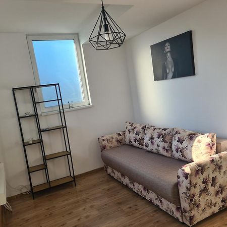 Luxury Apartments Mall Area Bacau Luaran gambar
